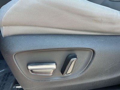 2022 Toyota Sienna LE 8 Passenger