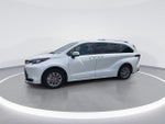2026 Toyota Sienna XLE 8 Passenger