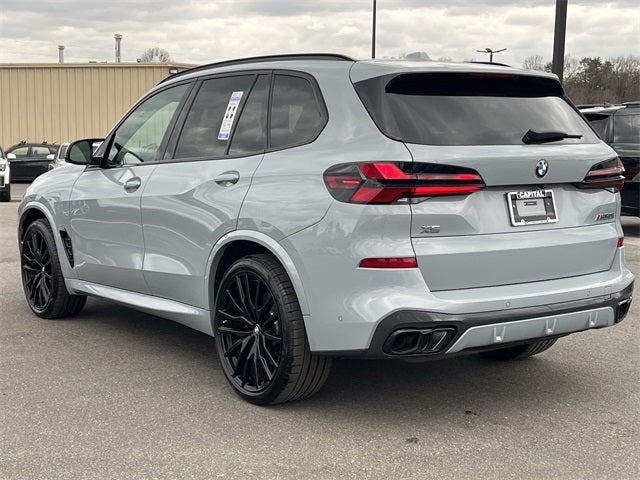 2025 BMW X5 M60i