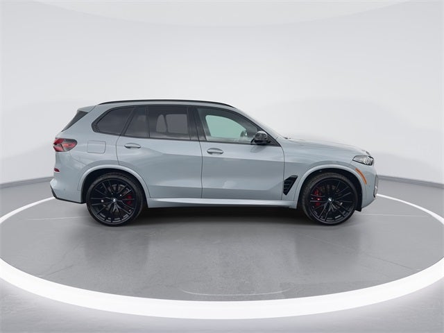 2025 BMW X5 M60i