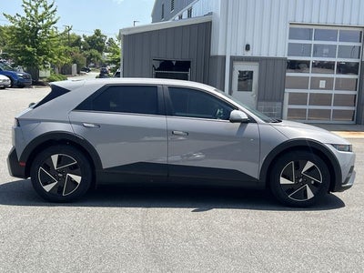 2025 Hyundai IONIQ 5 SE