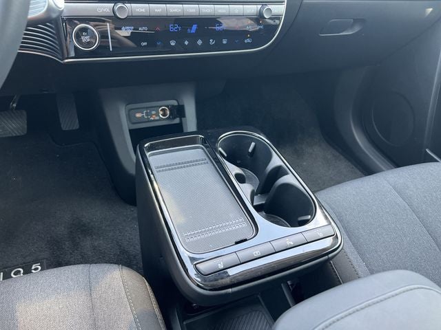 2025 Hyundai IONIQ 5 SE