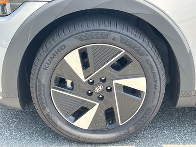 2025 Hyundai IONIQ 5 SE