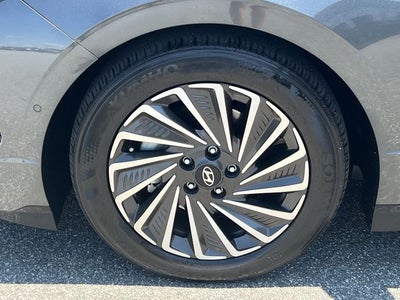 2024 Hyundai Sonata Hybrid Limited