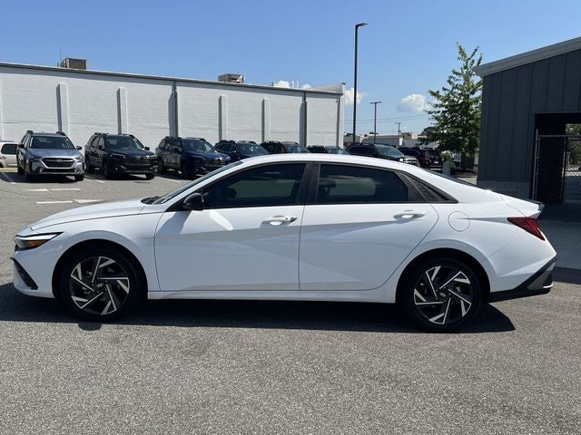 2025 Hyundai Elantra Hybrid SEL Sport