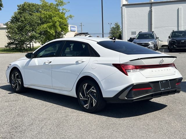 2025 Hyundai Elantra Hybrid SEL Sport