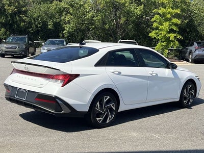 2025 Hyundai Elantra Hybrid SEL Sport