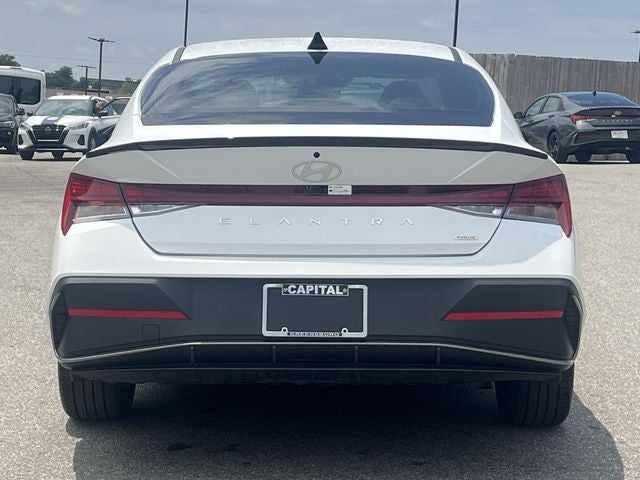 2025 Hyundai Elantra Hybrid SEL Sport