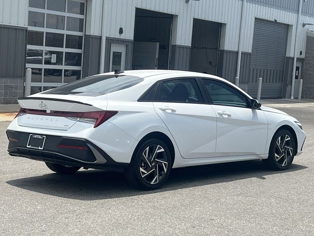 2025 Hyundai Elantra Hybrid SEL Sport