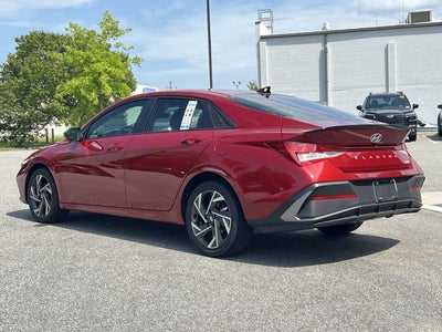 2025 Hyundai Elantra Hybrid SEL Sport