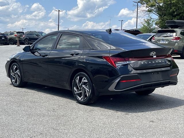 2025 Hyundai Elantra Hybrid SEL Sport