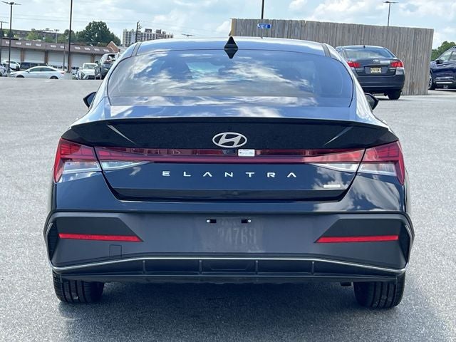 2025 Hyundai Elantra Hybrid SEL Sport