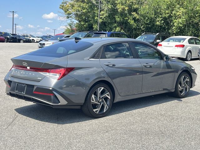 2025 Hyundai Elantra Hybrid Limited