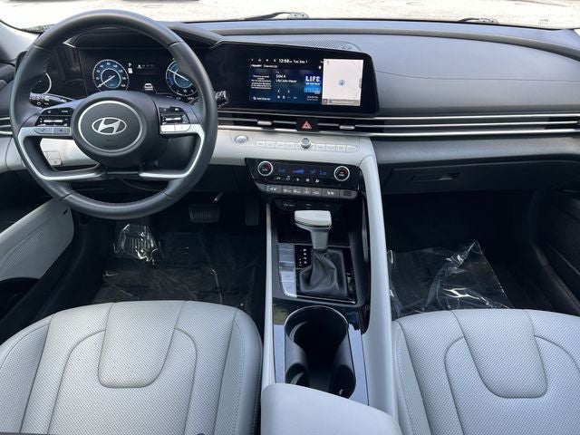 2025 Hyundai Elantra Hybrid Limited