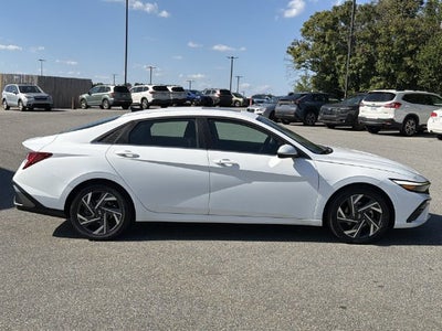 2025 Hyundai Elantra SEL Convenience