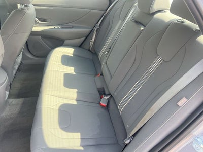 2025 Hyundai Elantra SEL Convenience