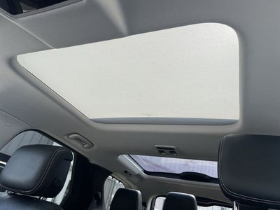 2024 Land Rover Discovery S