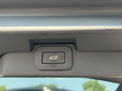2024 Land Rover Discovery S