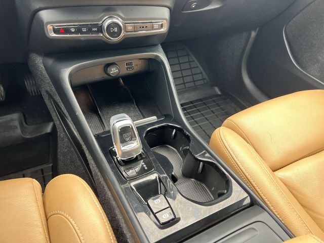 2019 Volvo XC40 T5 Inscription