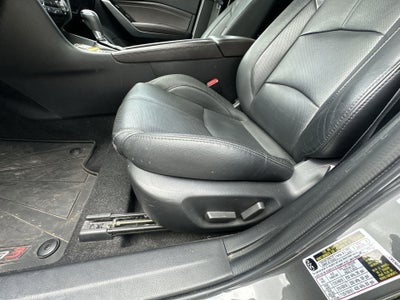2018 Mazda Mazda3 5-Door Grand Touring