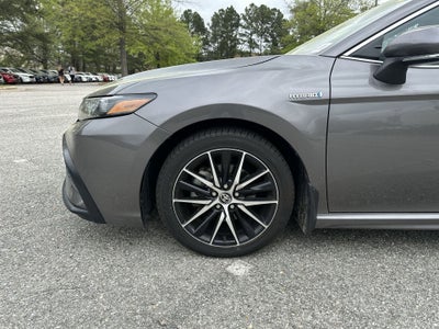 2021 Toyota Camry Hybrid SE