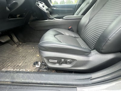 2021 Toyota Camry Hybrid SE