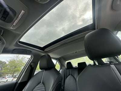 2021 Toyota Camry Hybrid SE