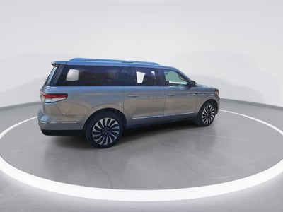 2022 Lincoln Navigator L Black Label
