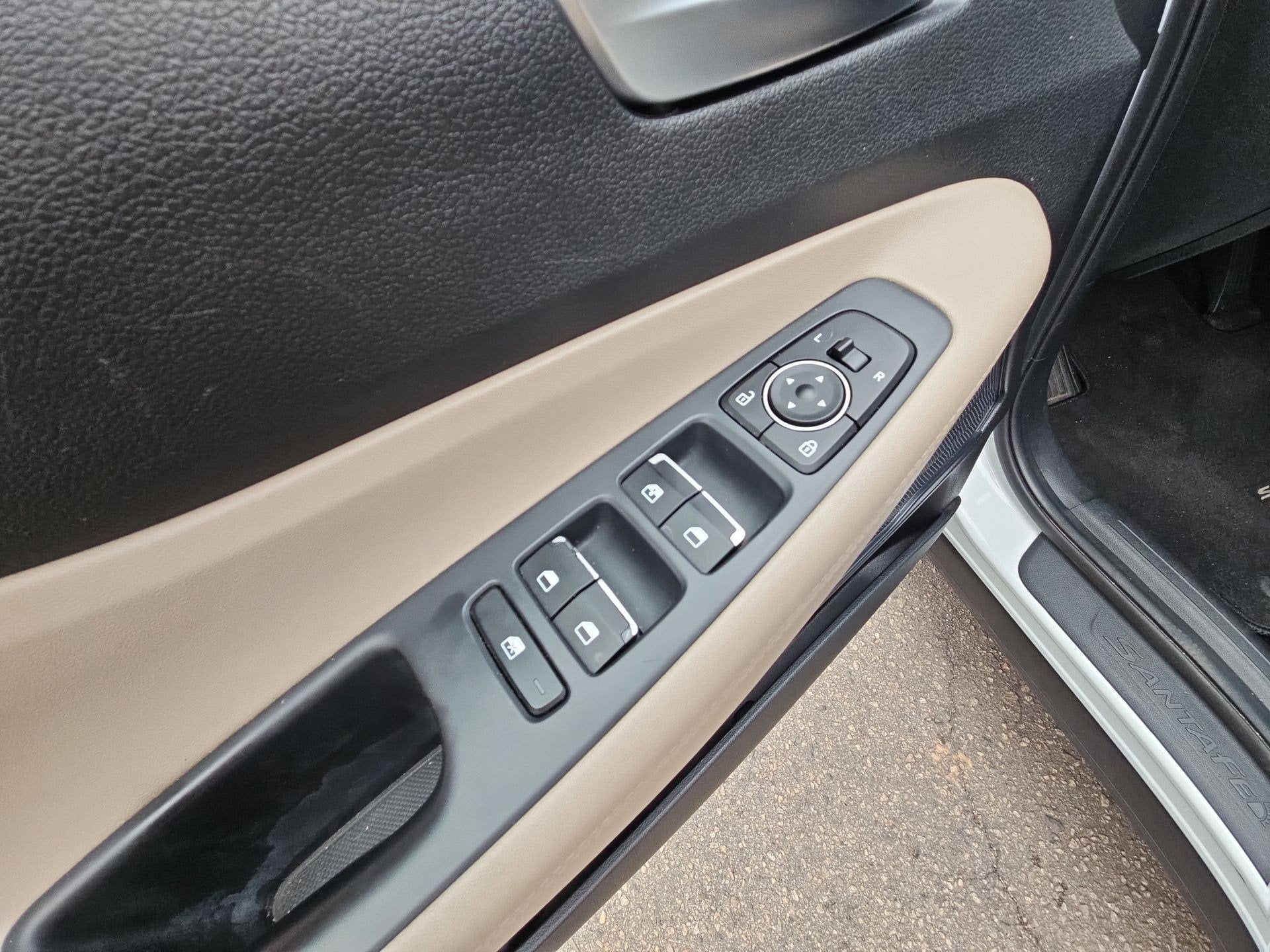 2022 Hyundai Santa Fe SE