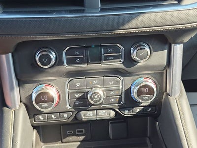 2021 GMC Yukon XL SLT