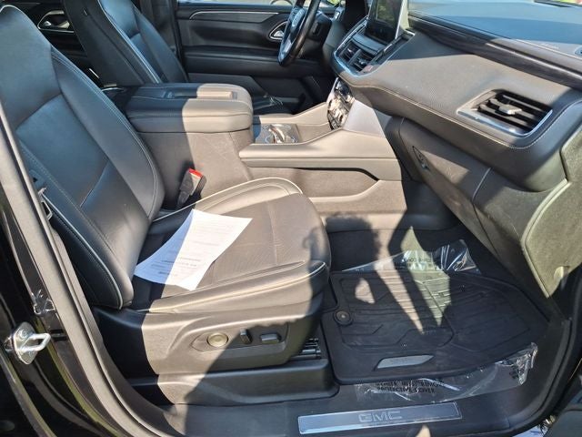 2021 GMC Yukon XL SLT