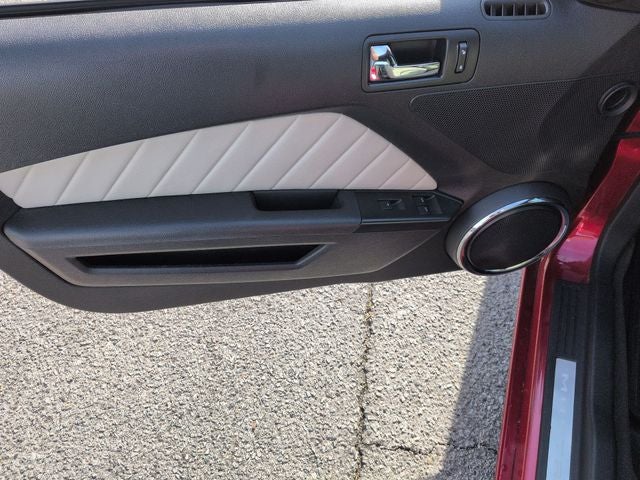 2013 Ford Mustang V6 Premium