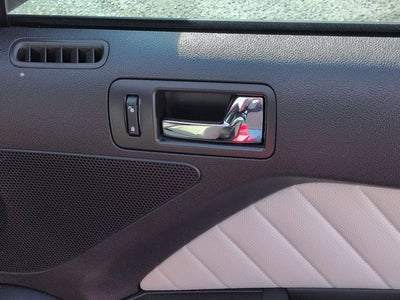 2013 Ford Mustang V6 Premium
