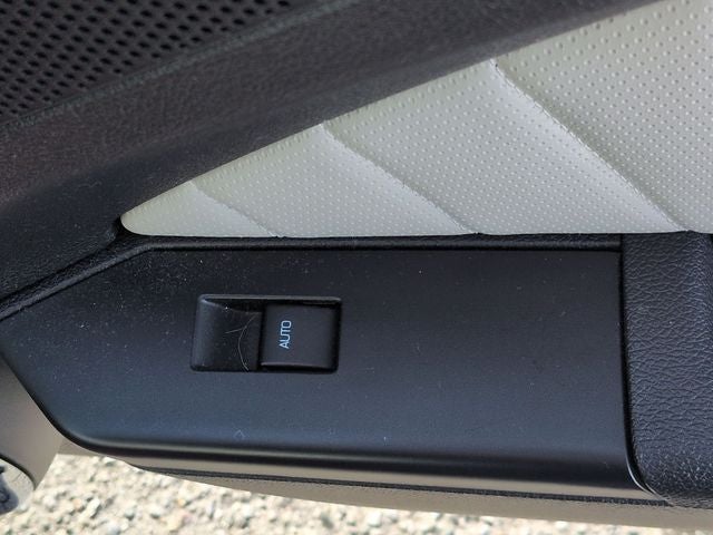 2013 Ford Mustang V6 Premium