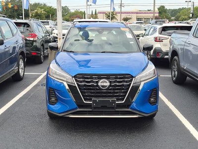 2023 Nissan Kicks SR