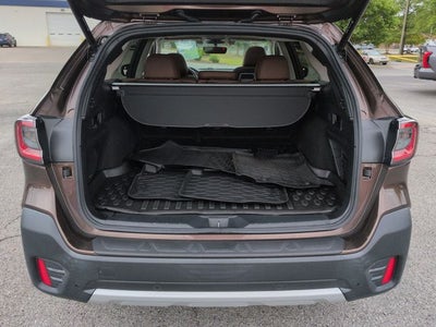 2022 Subaru Outback Touring XT