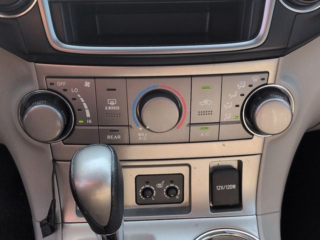 2013 Toyota Highlander SE