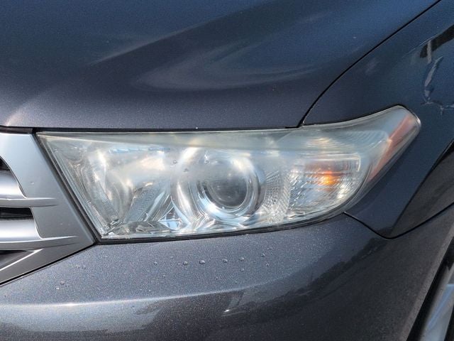 2013 Toyota Highlander SE