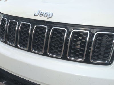 2017 Jeep Grand Cherokee Laredo
