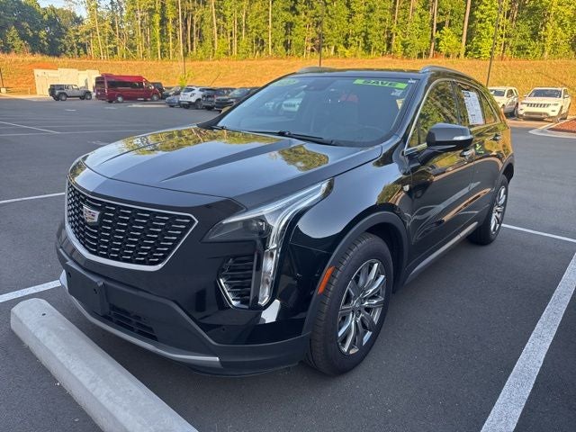 2022 Cadillac XT4 Premium Luxury