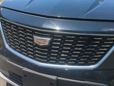 2022 Cadillac XT4 Premium Luxury
