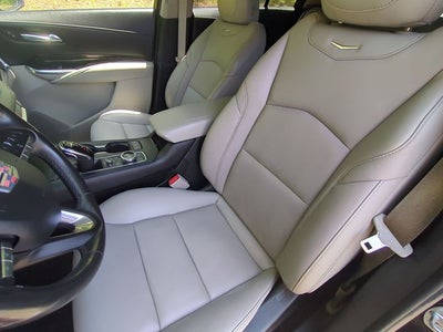 2022 Cadillac XT4 Premium Luxury