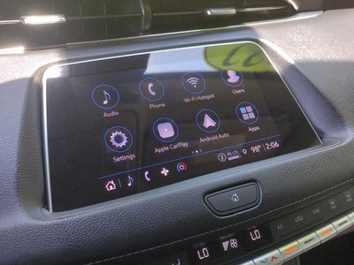 2022 Cadillac XT4 Premium Luxury
