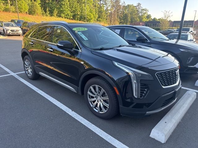 2022 Cadillac XT4 Premium Luxury