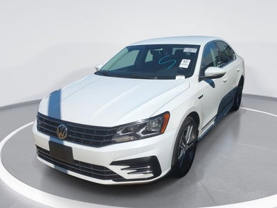 2017 Volkswagen Passat 1.8T R-Line
