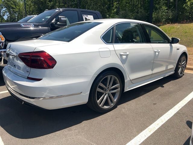 2017 Volkswagen Passat 1.8T R-Line