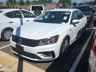 2017 Volkswagen Passat 1.8T R-Line