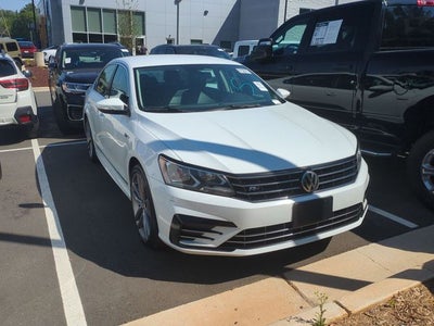 2017 Volkswagen Passat 1.8T R-Line
