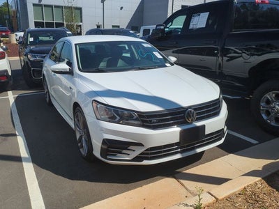 2017 Volkswagen Passat 1.8T R-Line