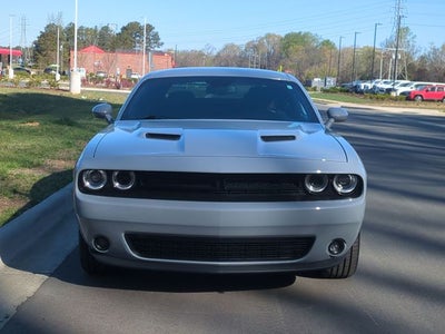 2022 Dodge Challenger SXT